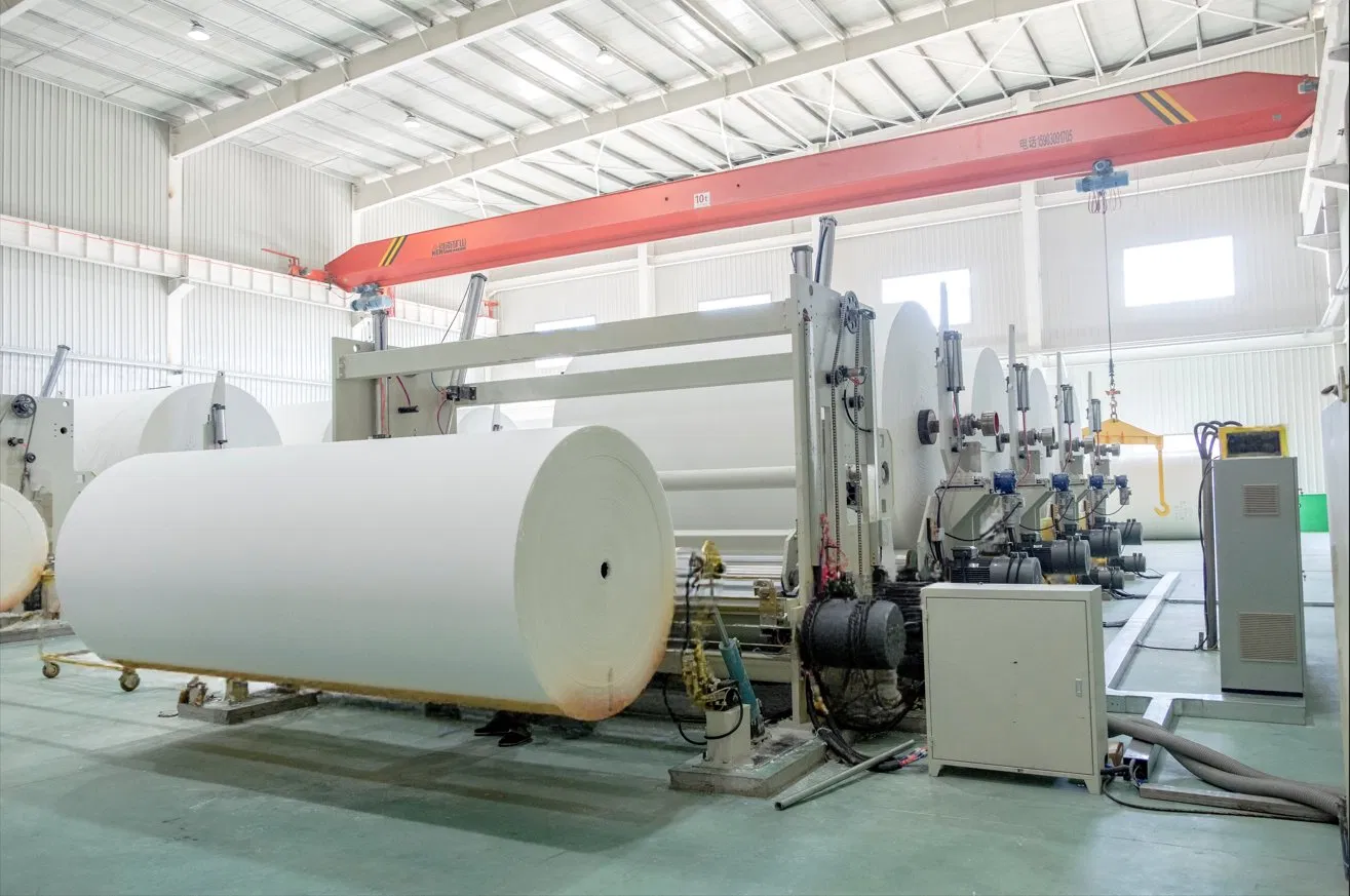 JRT / Maxi Roll Industrial Rewinding Machine With Edge Embosssing Steel To Rubber Embossing Unit 3